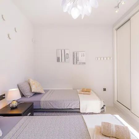 Luxe Met Verwarmd Prive Zwembad - Cabo Roig *
