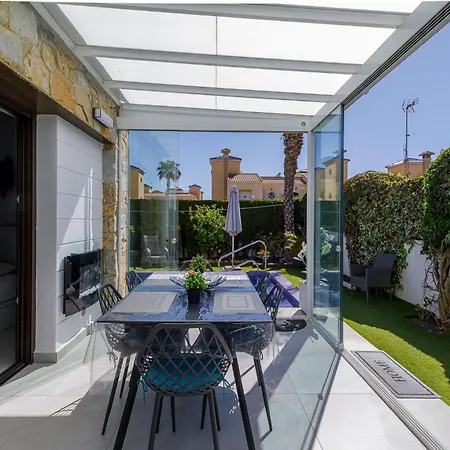 Luxe Met Verwarmd Prive Zwembad - Cabo Roig