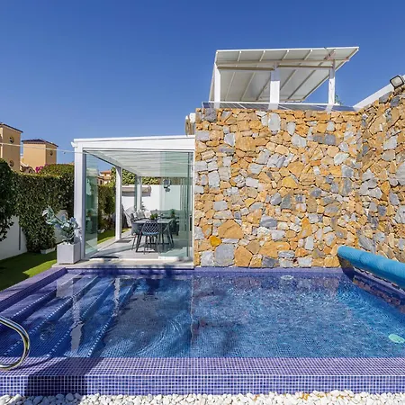 Luxe Met Verwarmd Prive Zwembad - Cabo Roig Villa Orihuela